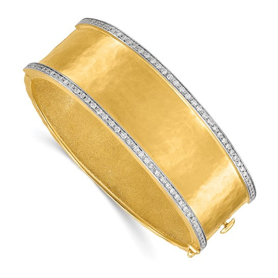 18Kt Yellow Gold Hammered Diamond Bangle