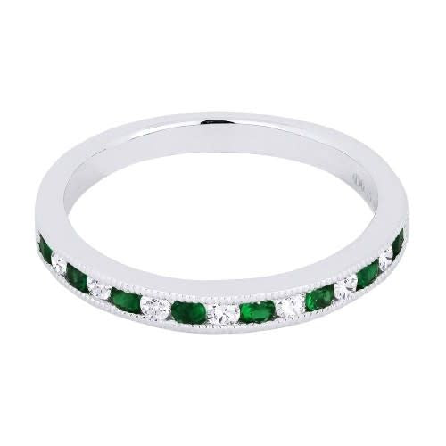 Alternating Round Diamond and Emerald Band